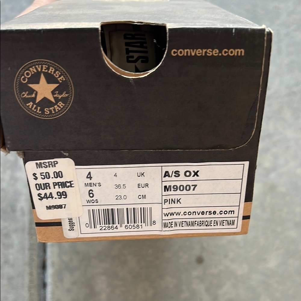 Converse Pink Low-Top Sneakers - Picture 2 of 2